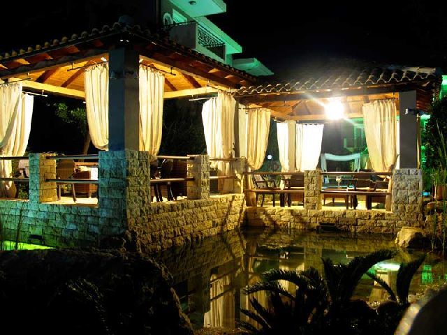 Achtis Boutique Hotel アフィトス エクステリア 写真